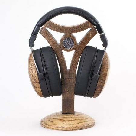 Kennerton Magister Stand