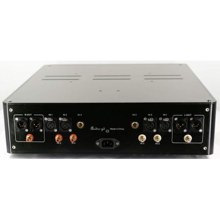 Audio-GD HE-9