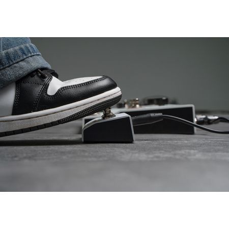 Hotone Ampero Switch+ FS-2