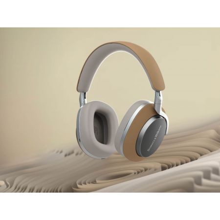 Bowers & Wilkins Px8