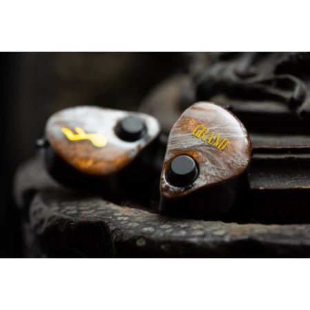 FATfreq Grand Maestro