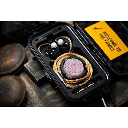 FATfreq Grand Maestro