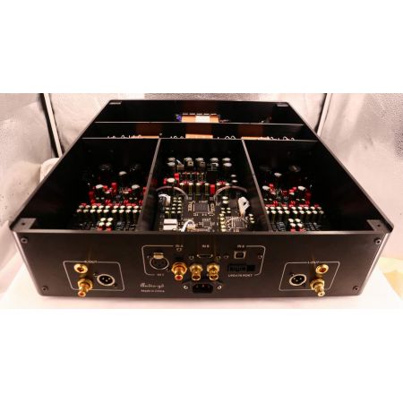 Audio-GD HE-7 MK2