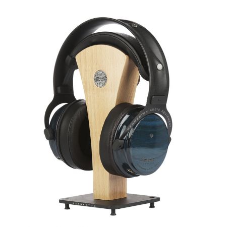 Kennerton Huginn Stand